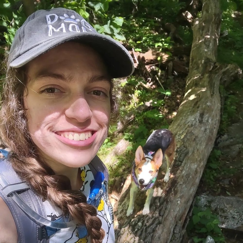 Meet your Posher, Alyssa